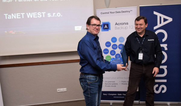 Vyhlášení nejlepších partnerů roku - zástupce společnosti TaNet West