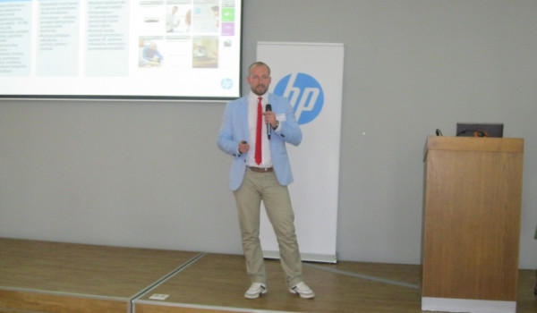 Roman Christov, transactional inside partner business manager HP