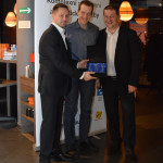 Cenu za druhé místo v AK ČR pro AT Computers převzali Martin Wanke (uprostřed) a Petr Vaněk (vpravo)