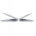 11palcový MacBook Air je vybaven 2 GB paměti a 64 GB nebo 128 GB úložné kapacity flash.
