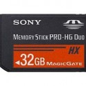 32GB karta Sony MemoryStick PRO-HG Duo.